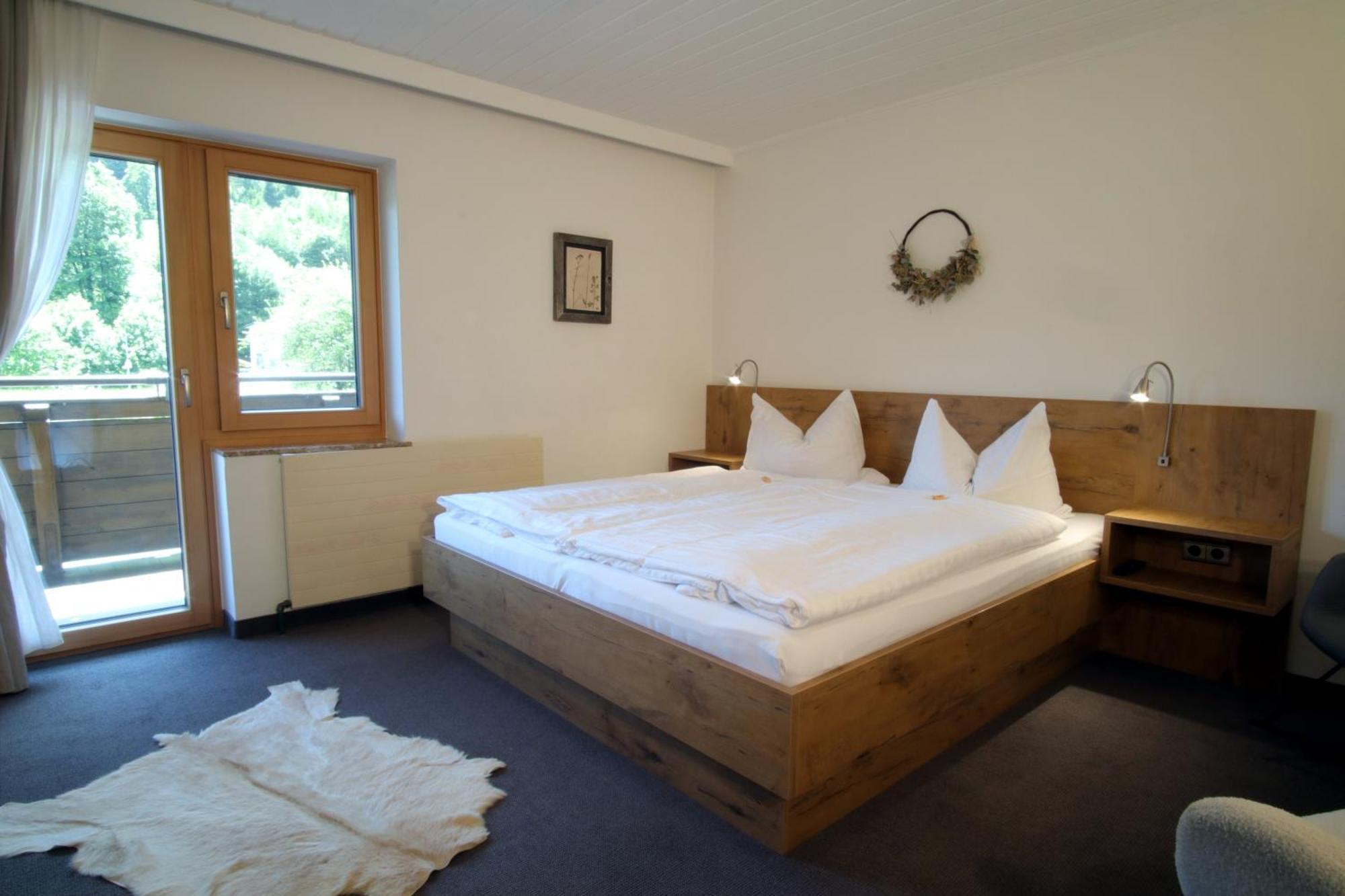 Pension Forsthof Maishofen Exterior photo