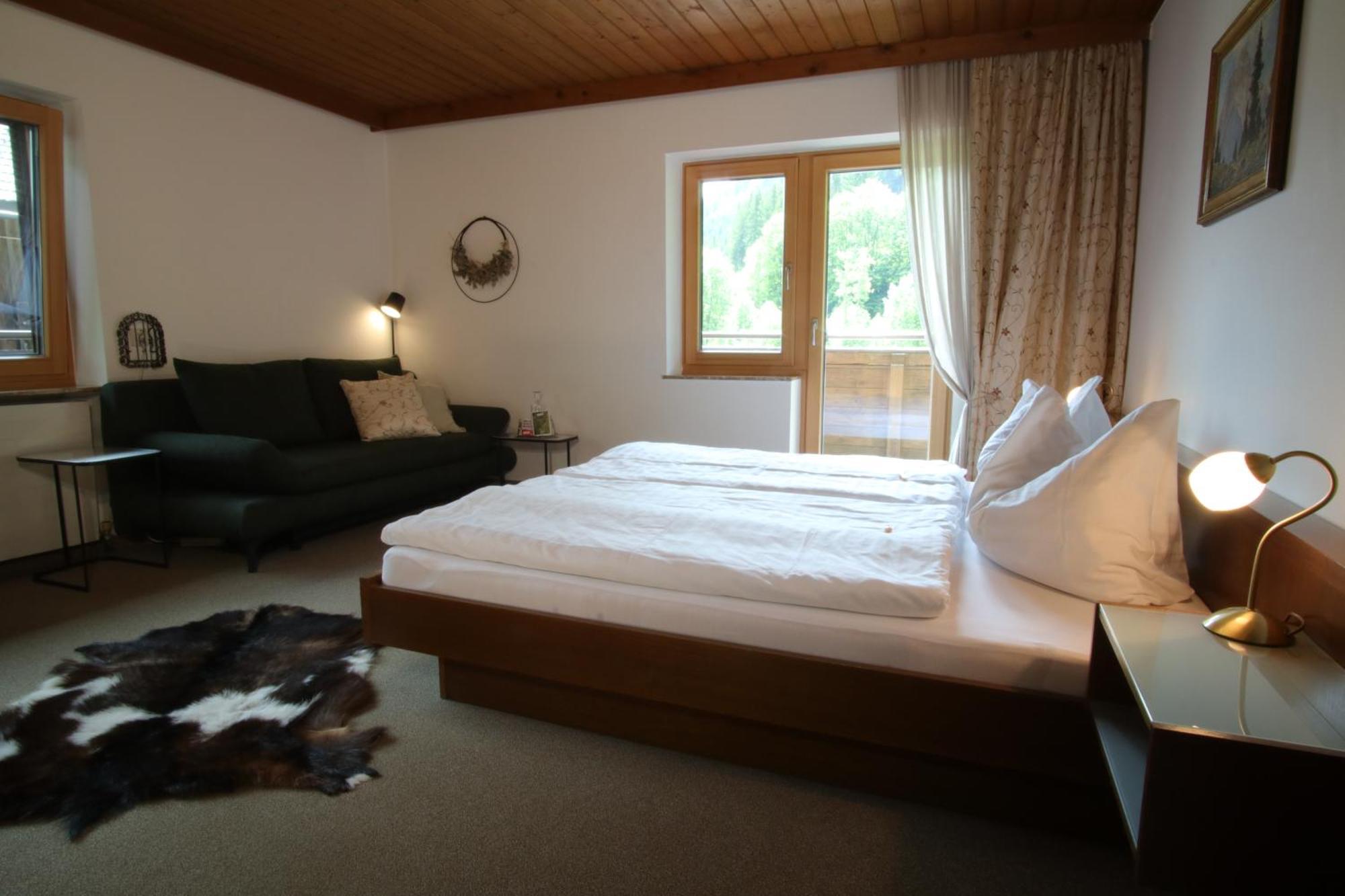 Pension Forsthof Maishofen Exterior photo